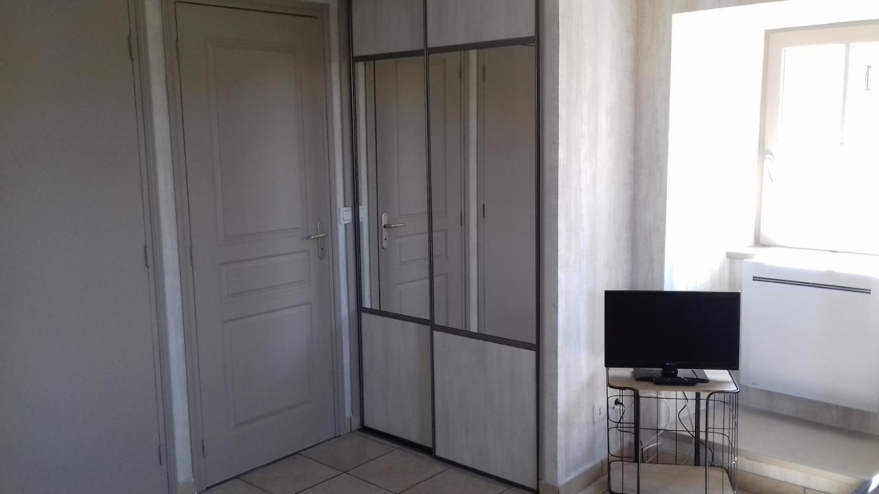 Le Petit St Jacques Apartment Le Puy-en-Velay ภายนอก รูปภาพ